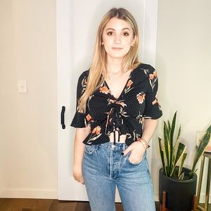 Francesca’s 🌺 Floral Blouse